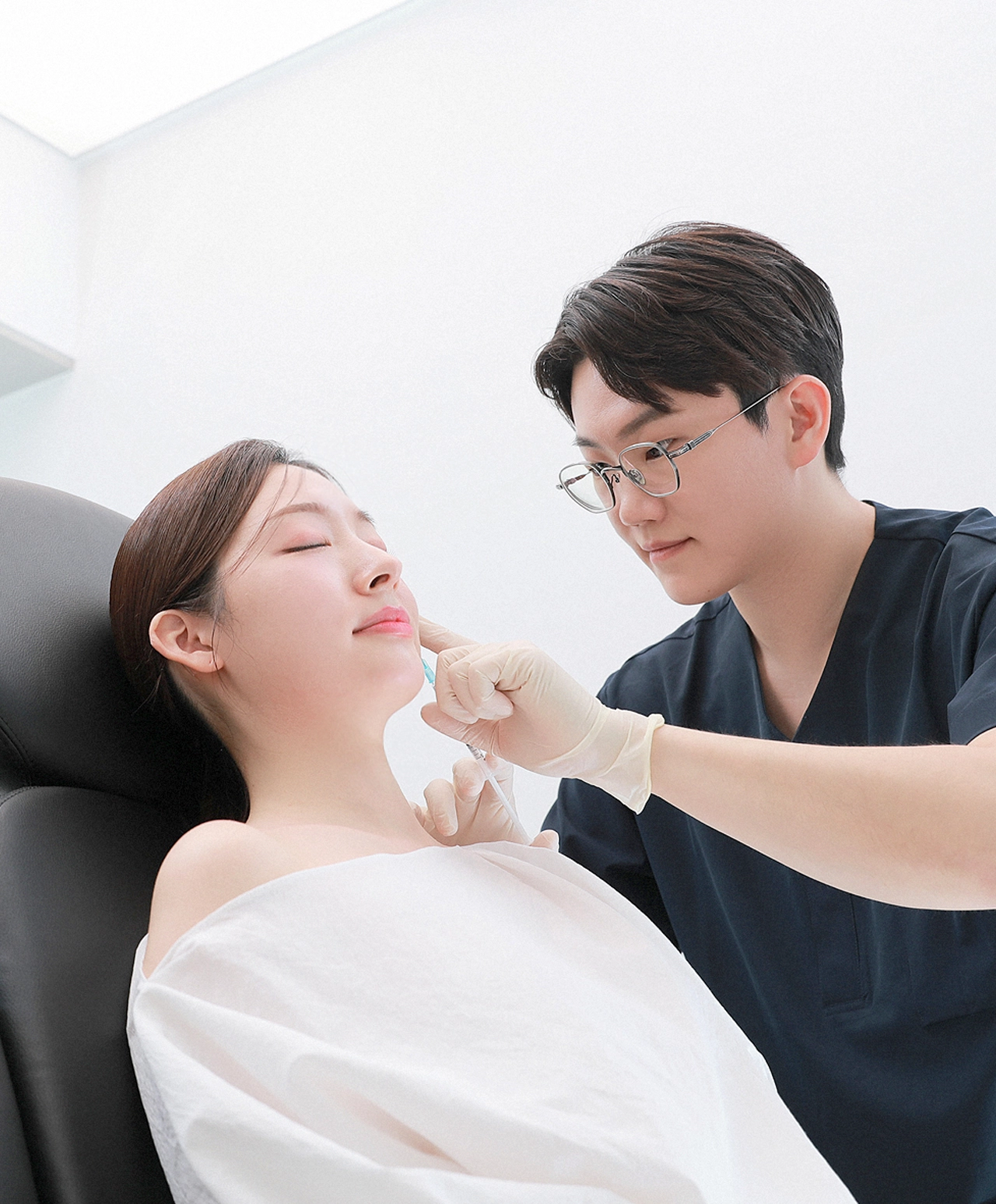 Petit Plastic Surgery image